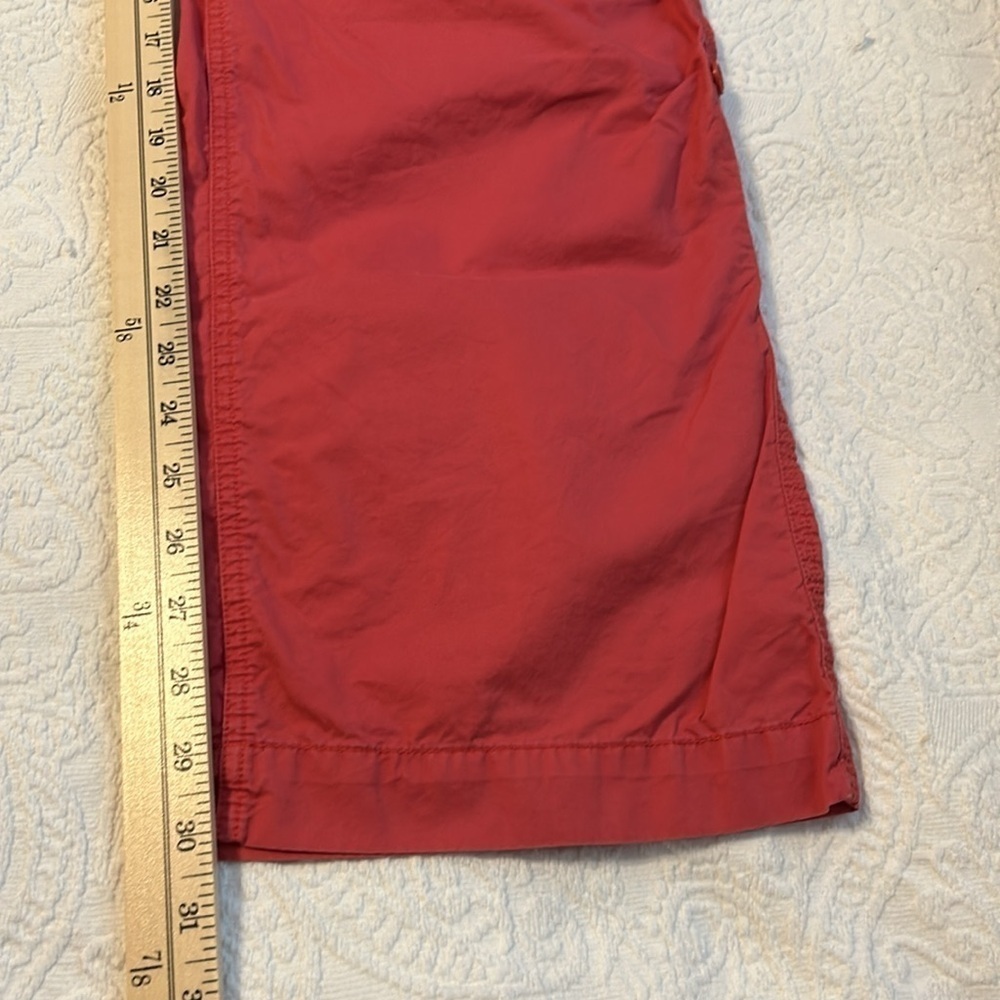IZod red (faded) cargo pants. Women’s size 10, can be worn as pants or Capri. - Picture 11 of 12